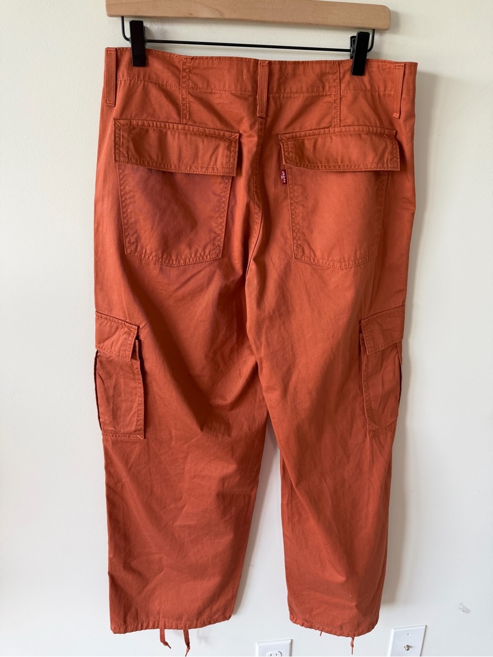 Levi’s '94 Baggy Cargo Pants in Baked Clay Red 100% Cotton 30L - Picture 7 of 13